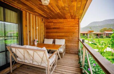 Изген Бунгалоу Чиралы